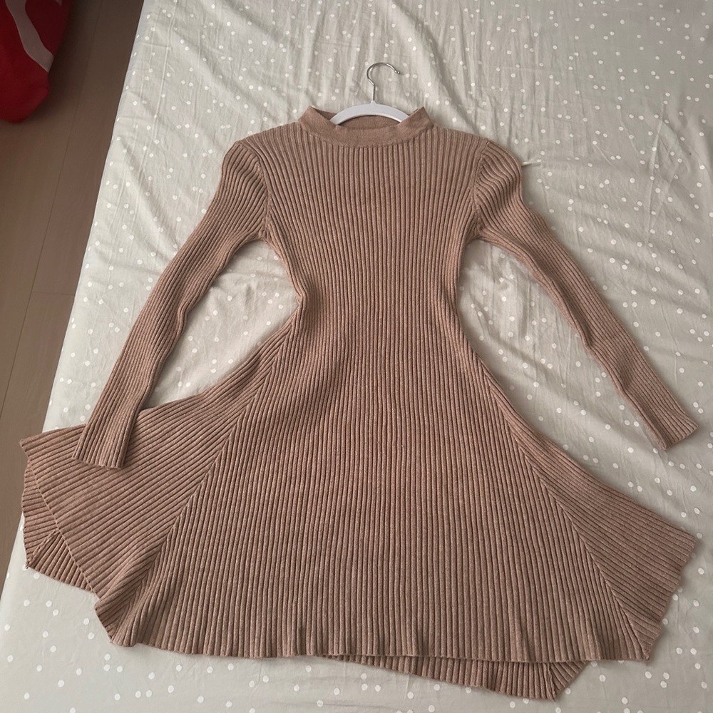 Ribbed Knit Long Sleeve Dress